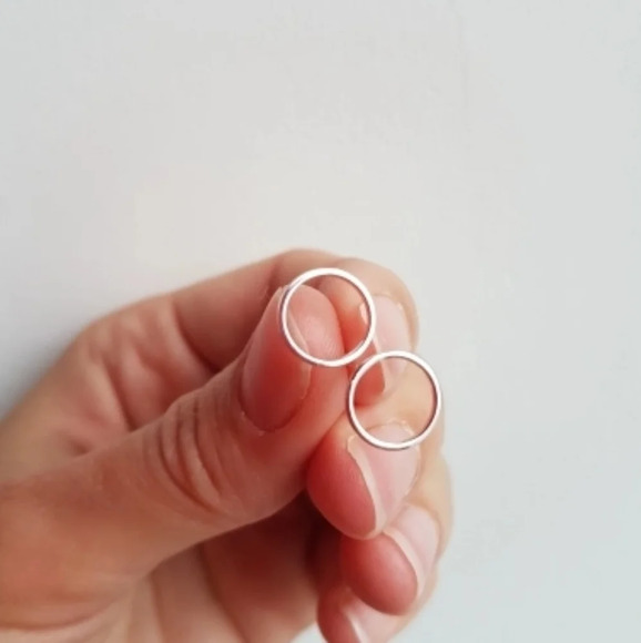 NEW S925 Geometric Minimalist Circle Stud Earrings‎ - Picture 13 of 16